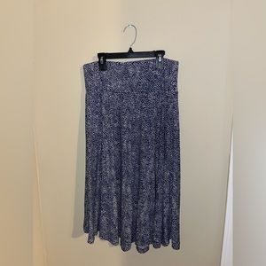 Midi length skirt